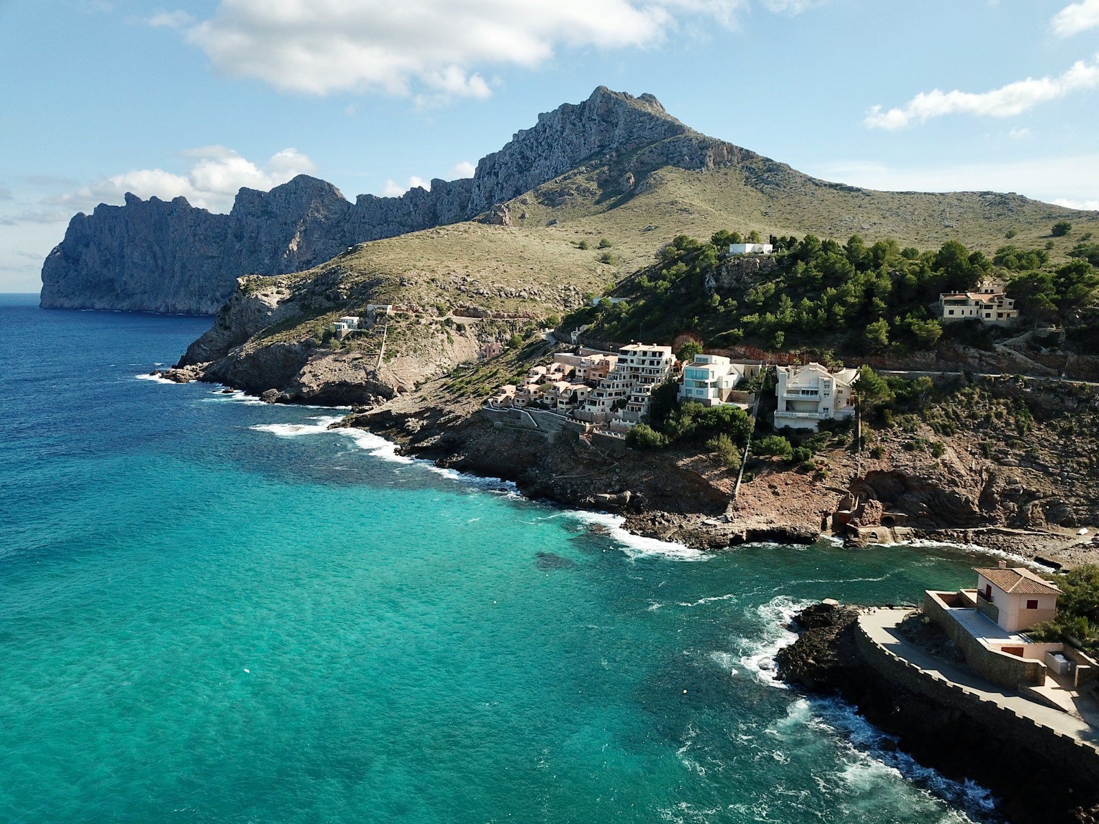 Descubre Cala Sant Vicenç (4 calas)