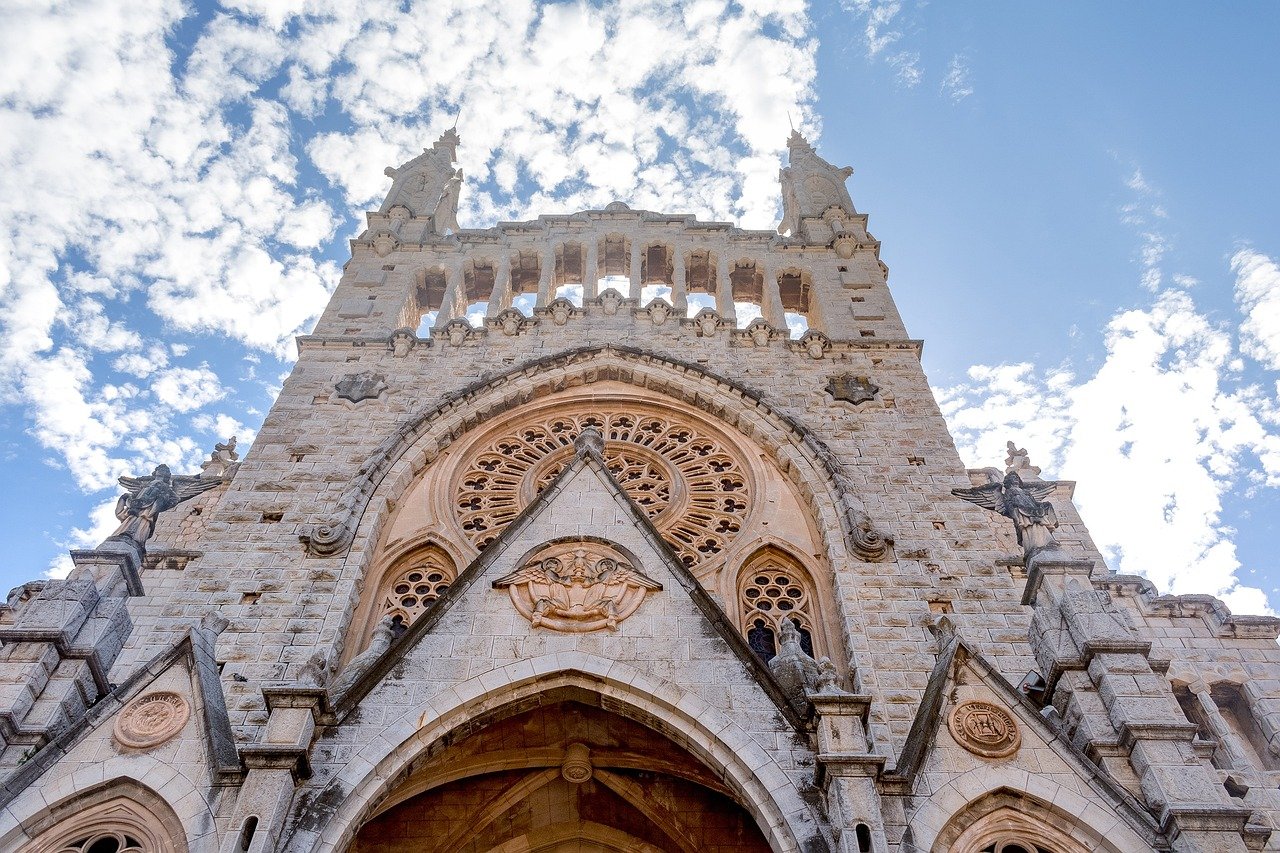 Guía Completa de Qué Hacer en Sóller